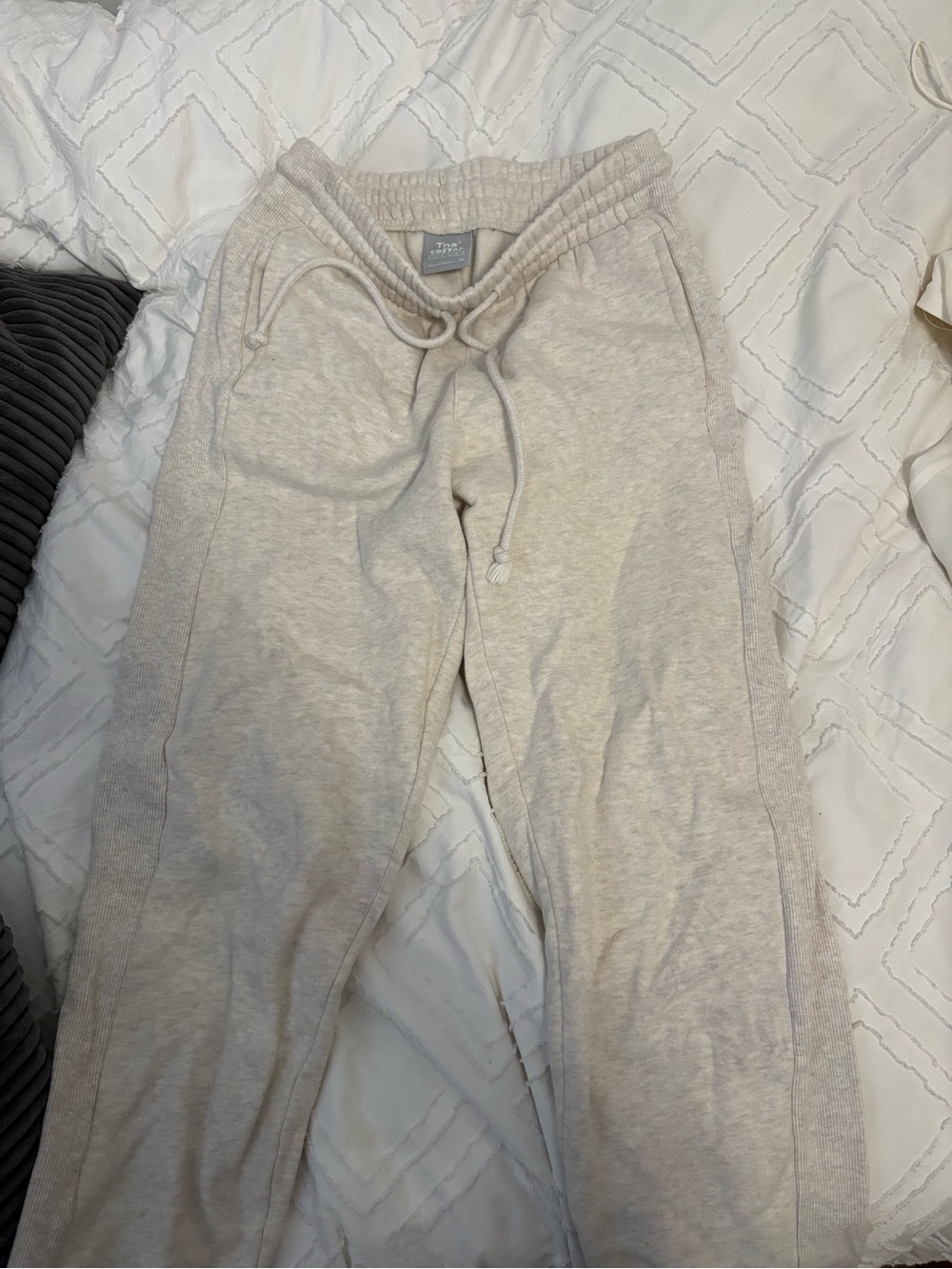 Aritzia sweatpants